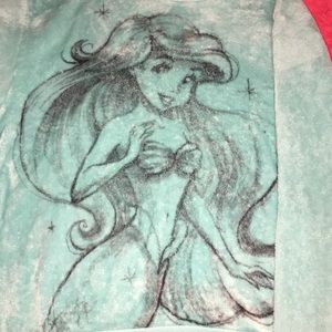 light greenish blue long sleeve sweatshirt